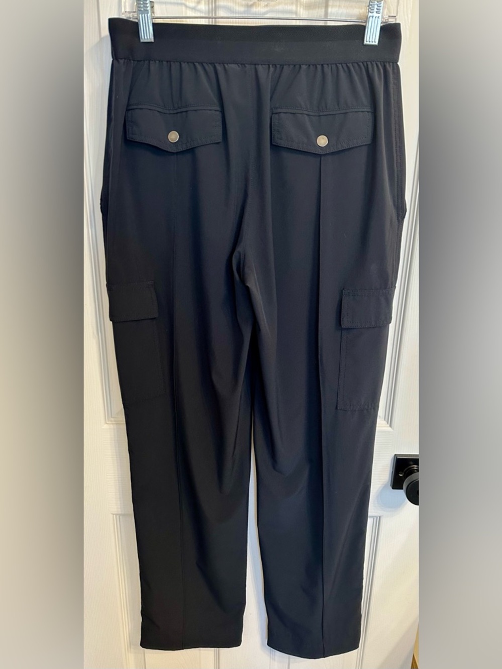 Athleta Vienna Cargo Pant in Black - Size 8 - EUC - Picture 5 of 7
